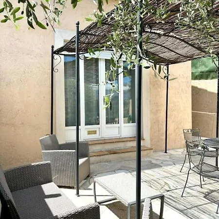 Semesterbostad Duplex *